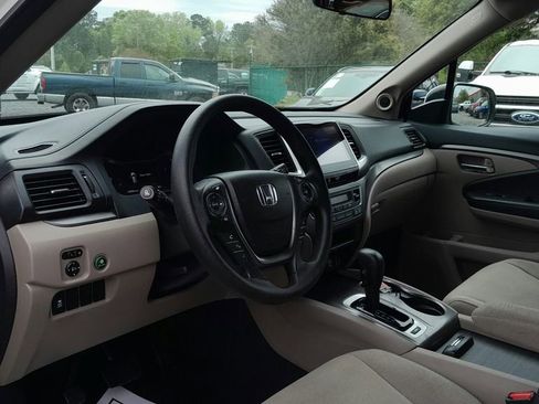 Used 2018 Honda Pilot EX image 20