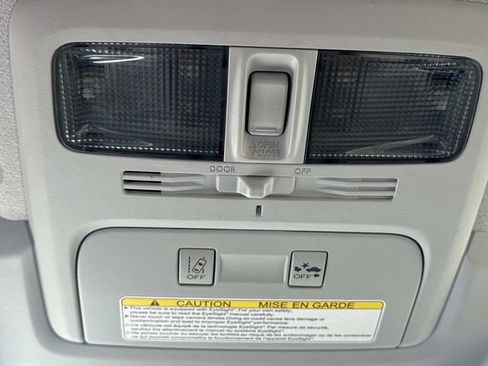 Used 2015 Subaru Forester 2.5i Touring w/ Eyesight & Navigation System image 20