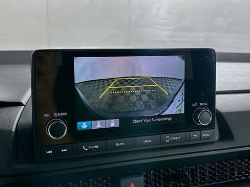 Used 2025 Honda CR-V LX image 19