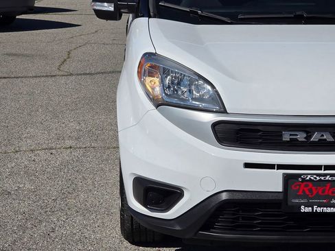 Used 2022 RAM ProMaster City Wagon image 3