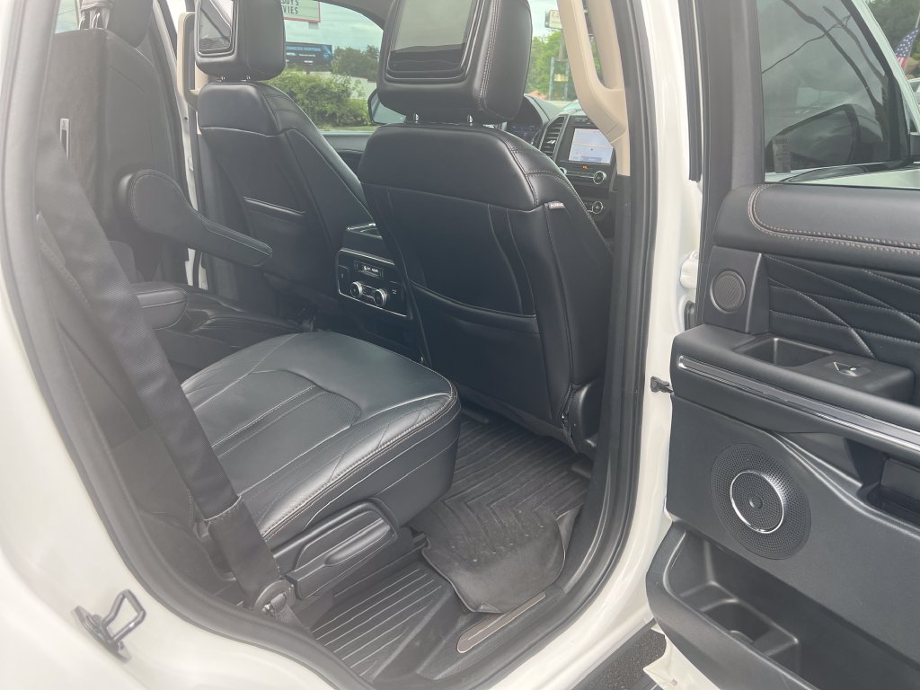 Used 2020 Ford Expedition Platinum AWD/4WD image 27