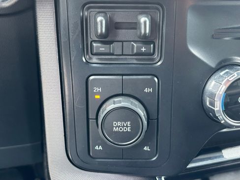 Used 2022 Ford F150 Platinum w/ Equipment Group 701A High AWD/4WD image 19