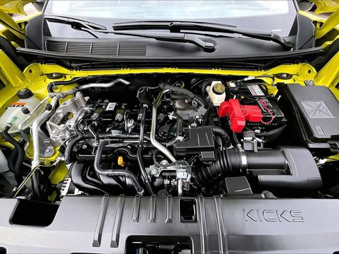 Used 2025 Nissan Kicks SR w/ Illumination Package image 31