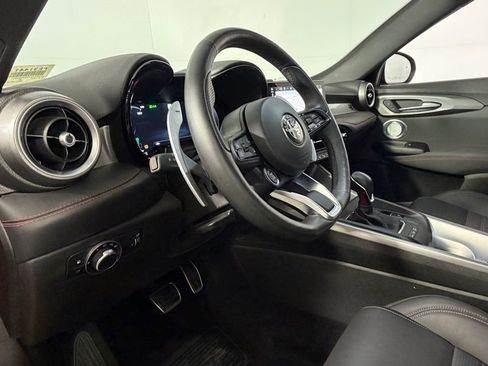 Used 2025 Alfa Romeo Tonale Tributo Italiano image 22