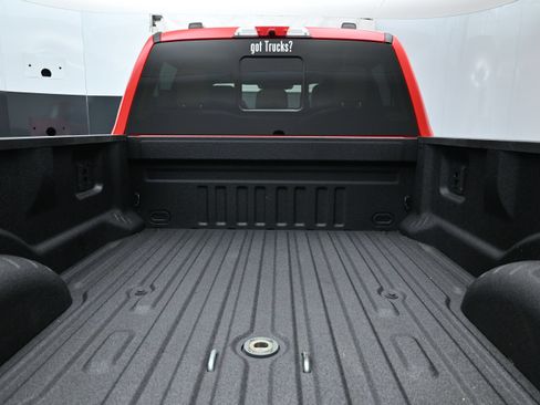 Used 2024 Ford F350 Lariat w/ FX4 Off-Road Package AWD/4WD image 7