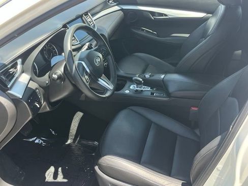 Used 2021 INFINITI QX50 Luxe FWD image 12