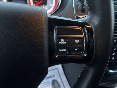 Used 2018 Dodge Grand Caravan SE image 37