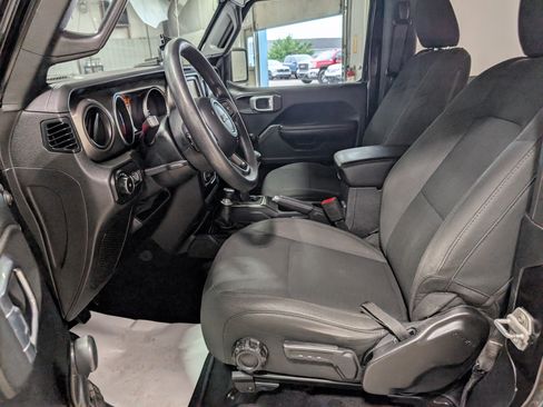 Used 2020 Jeep Wrangler Sport AWD/4WD image 13