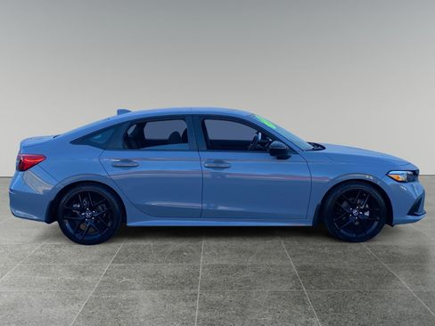 Used 2022 Honda Civic Sport image 6