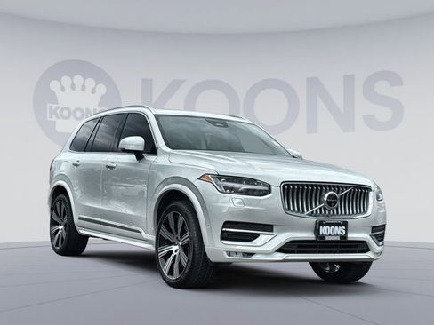 Used 2024 Volvo XC90 B6 Ultimate w/ Protection Package image 10