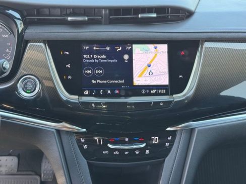 Used 2022 Cadillac XT6 Premium Luxury w/ Platinum Package AWD/4WD image 16