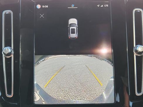 Certified 2023 Volvo XC40 Recharge Plus w/ Protection Package Premier AWD/4WD image 22