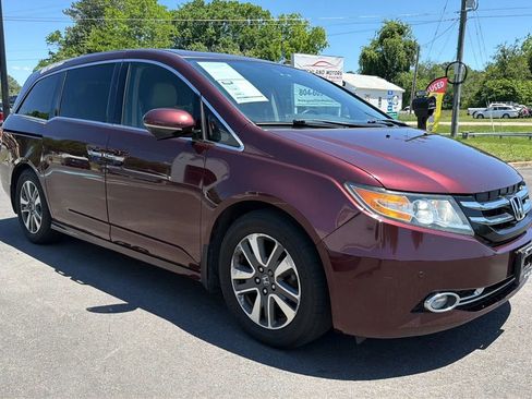 Used 2015 Honda Odyssey Touring Elite image 9