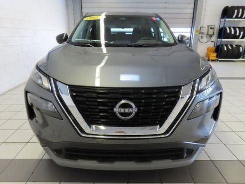 Used 2023 Nissan Rogue S image 18