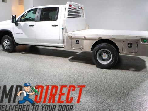 Used 2025 Chevrolet Silverado 3500 W/T w/ WT Convenience Package AWD/4WD image 10
