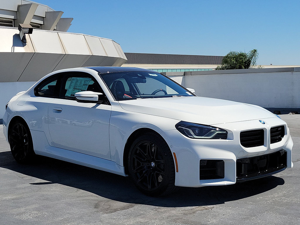 New 2026 BMW M2 w/ Lighting Package RWD image 4