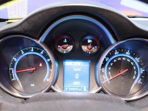 Used 2015 Chevrolet Cruze LT image 22