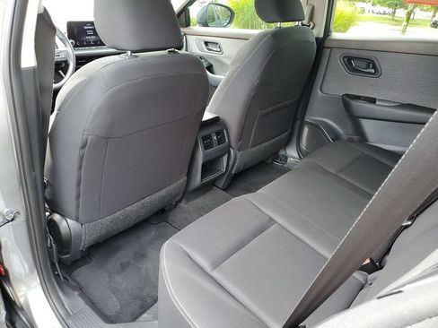 Certified 2023 Nissan Rogue S FWD image 13