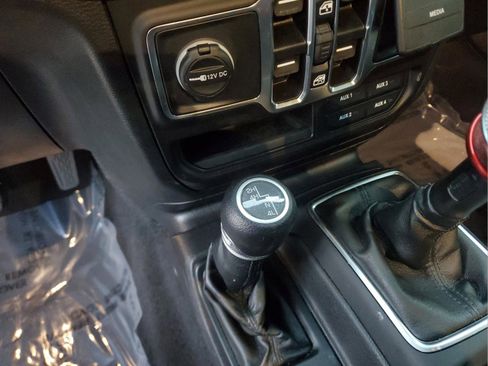 Used 2022 Jeep Wrangler Unlimited Sport w/ Sun And Sound Package image 22