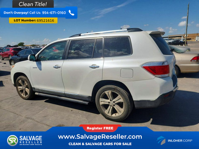 Used 2012 Toyota Highlander Limited w/ Tow Pkg AWD/4WD image 3