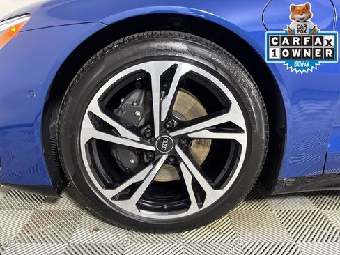 Used 2023 Audi e-tron GT Prestige w/ Prestige Package image 30