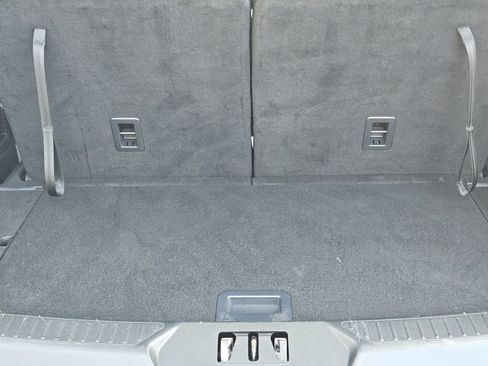 Used 2022 Ford Explorer XLT w/ Equipment Group 202A RWD image 25