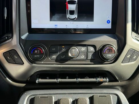 Used 2018 Chevrolet Silverado 1500 LT w/ All Star Edition image 48