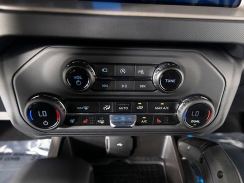 Used 2024 Ford Bronco Raptor w/ Interior Carbon Fiber Pack 6 AWD/4WD image 23