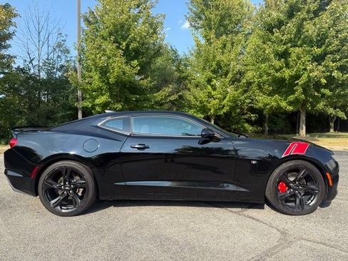 Used 2021 Chevrolet Camaro LT RWD image 2