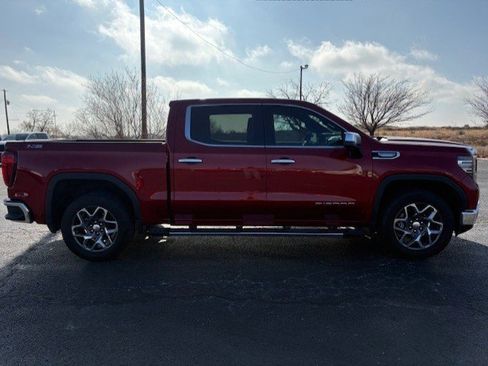 Used 2023 GMC Sierra 1500 SLT image 7