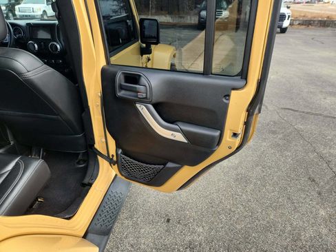 Used 2013 Jeep Wrangler Unlimited Sahara w/ Max Tow Pkg image 22