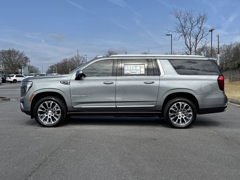 New 2026 GMC Yukon XL Denali w/ Sun & Power Step Package image 7