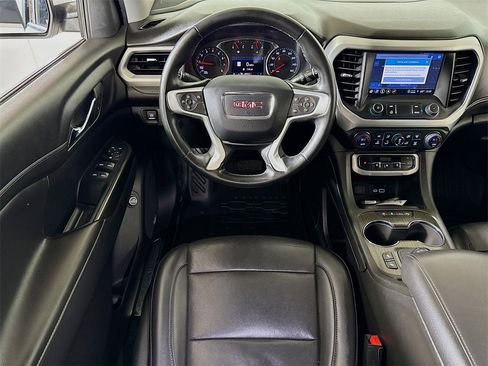 Used 2023 GMC Acadia SLT image 21