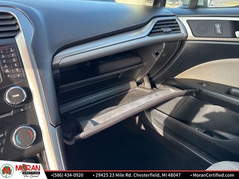 Used 2017 Ford Fusion S image 18