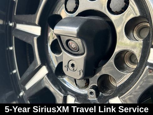 Used 2018 Jeep Wrangler Rubicon AWD/4WD image 31