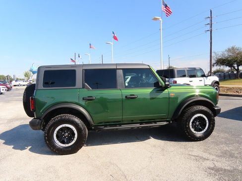 Certified 2023 Ford Bronco Badlands image 10