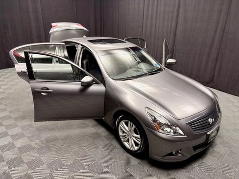 Used 2011 INFINITI G37 x Sedan w/ Premium Pkg AWD/4WD image 21
