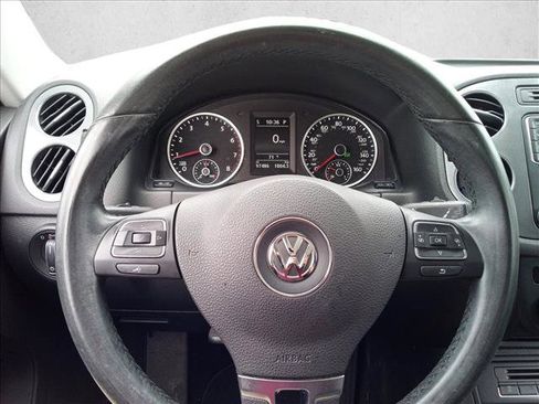Used 2017 Volkswagen Tiguan Wolfsburg Edition image 19