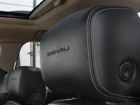 Used 2019 GMC Acadia Denali w/ Technology Package image 39