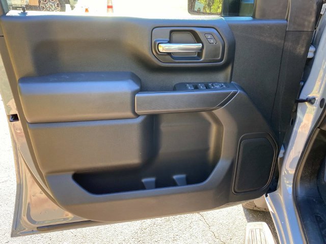 Used 2025 Chevrolet Silverado 2500 Custom w/ Custom Value Package AWD/4WD image 12
