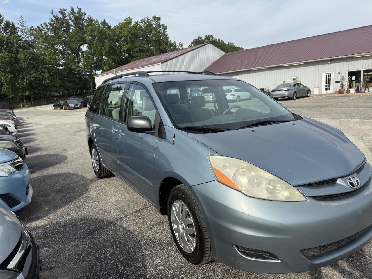 Used 2007 Toyota Sienna CE FWD image 5