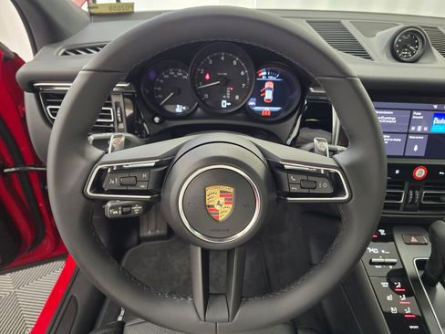 New 2026 Porsche Macan image 15