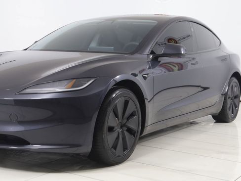 Used 2025 Tesla Model 3 Long Range image 59