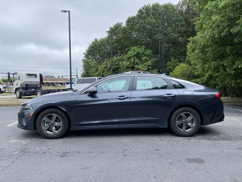 Used 2022 Kia K5 LXS FWD image 6