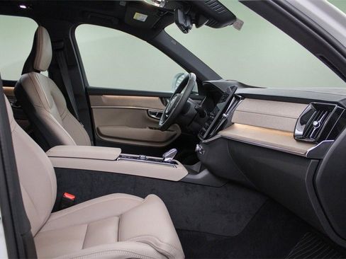 New 2026 Volvo XC90 B5 Ultra w/ Protection Package Premier image 45