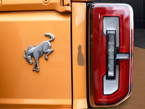 Used 2022 Ford Bronco Outer Banks image 29