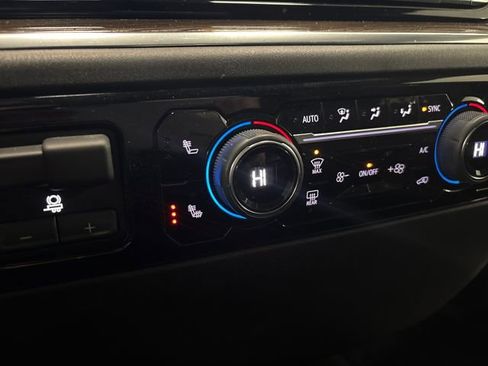 Used 2024 Chevrolet Silverado 1500 RST image 47