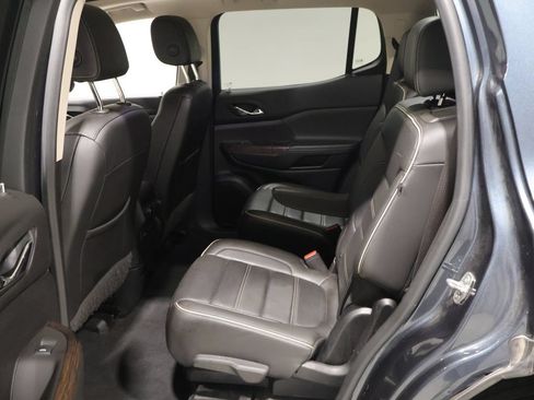Used 2020 GMC Acadia Denali w/ Technology Package AWD/4WD image 17