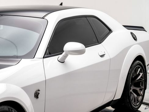Used 2021 Dodge Challenger SRT Hellcat Redeye image 30