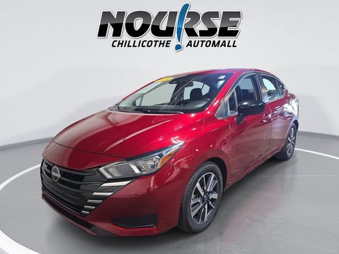 Used 2024 Nissan Versa SV FWD image 1